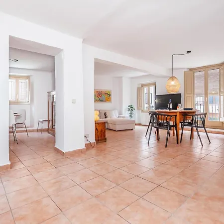 別荘 3 Bedroom Amazing In Larmentera *